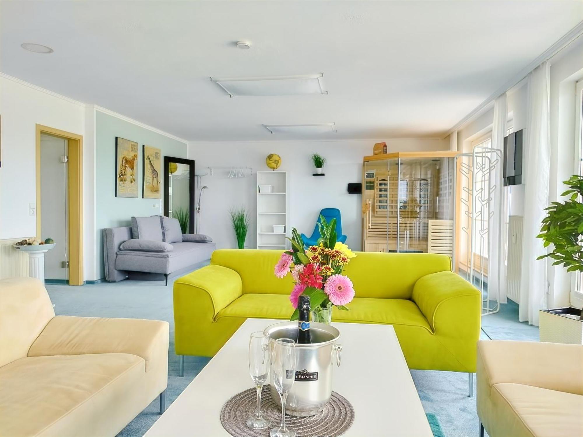Seeblickapartment Fuer Bis Zu 12, Nuernberg & Schwabach In 30-35 Minuten Zu Erreichen, Sauna, Arbeitsplatz, Dachterrasse & Grill Spalt Esterno foto