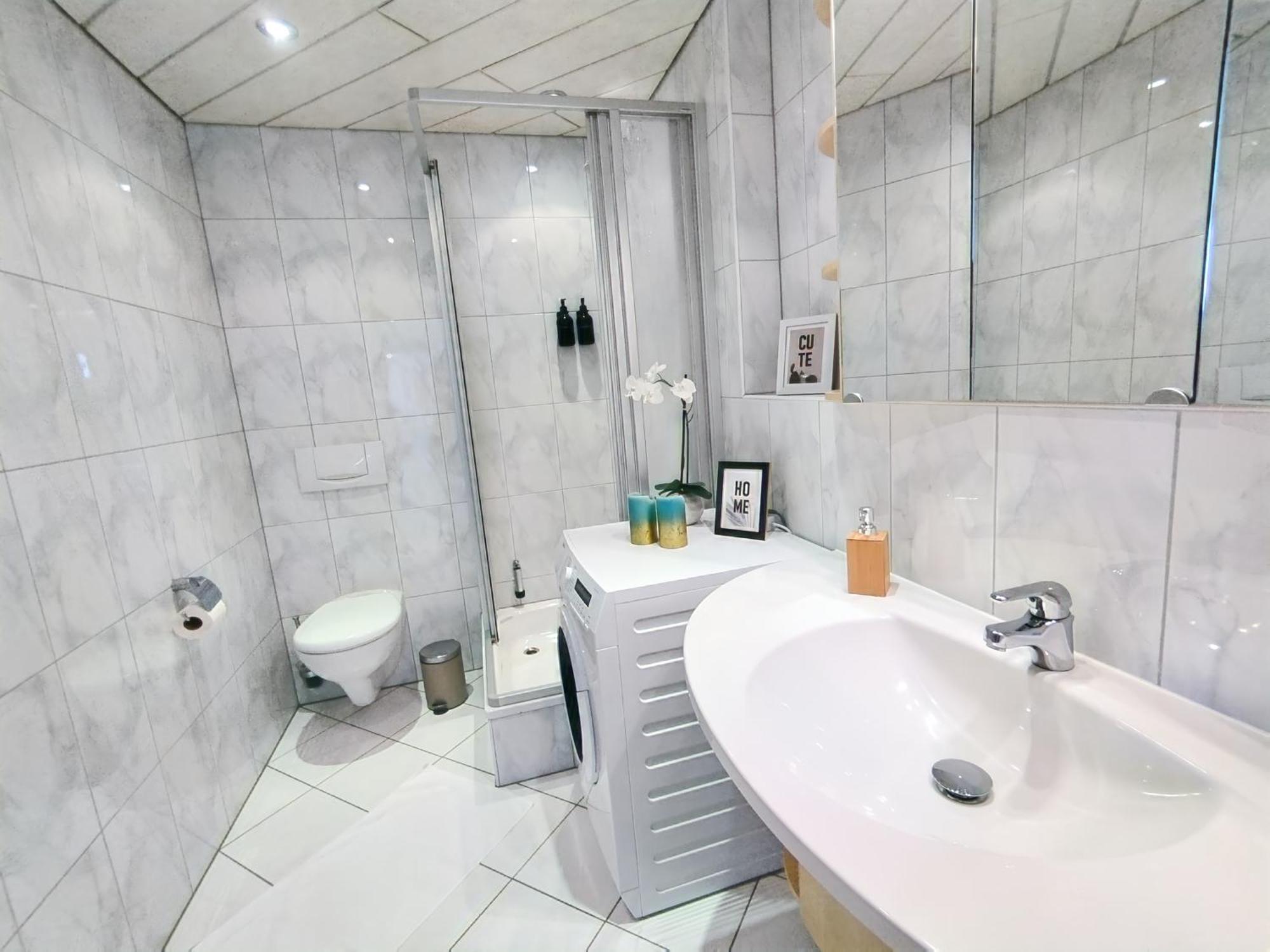Seeblickapartment Fuer Bis Zu 12, Nuernberg & Schwabach In 30-35 Minuten Zu Erreichen, Sauna, Arbeitsplatz, Dachterrasse & Grill Spalt Esterno foto